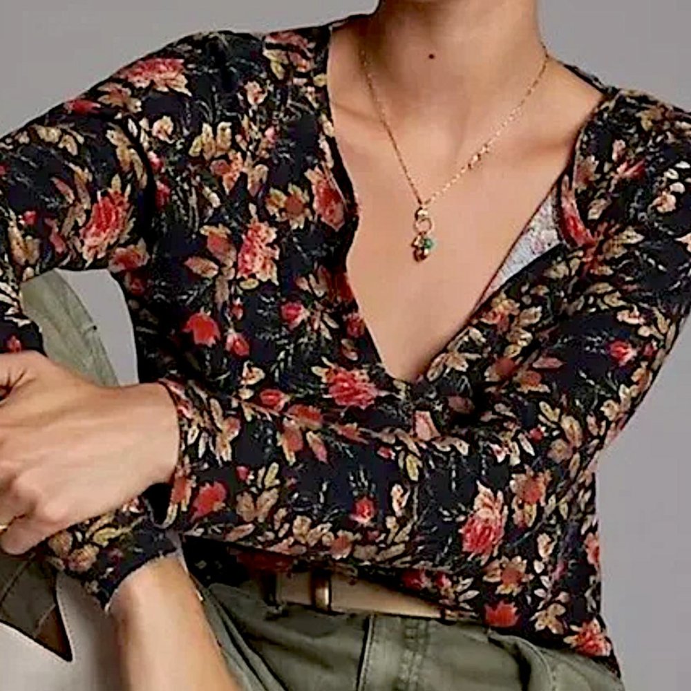 Anthropologie Pilcro Split-Neck Top, Medium